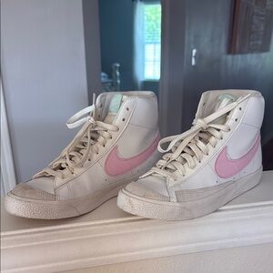 Nike Women's High-Top Sneakers - White and Pink